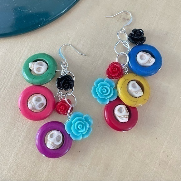 229 Handmade Colorful Magnesite Skull Acrylic Flowers 3 Statement Earrings 21$